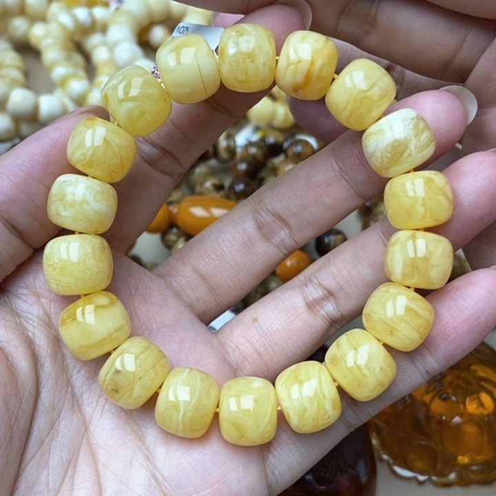 未镶嵌琥珀珠宝奇石9