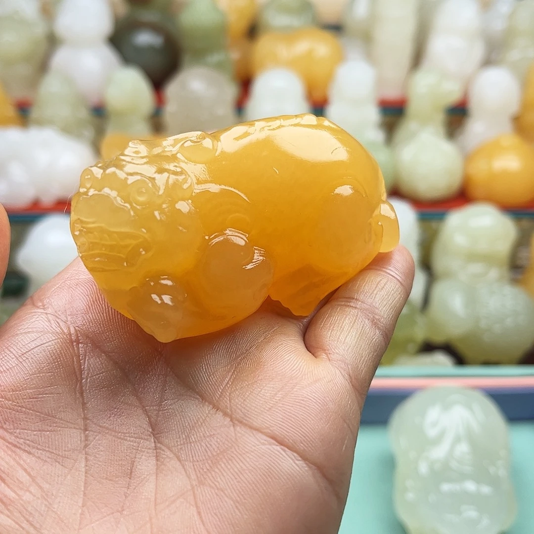 财***滚石材貔貅手把摆件