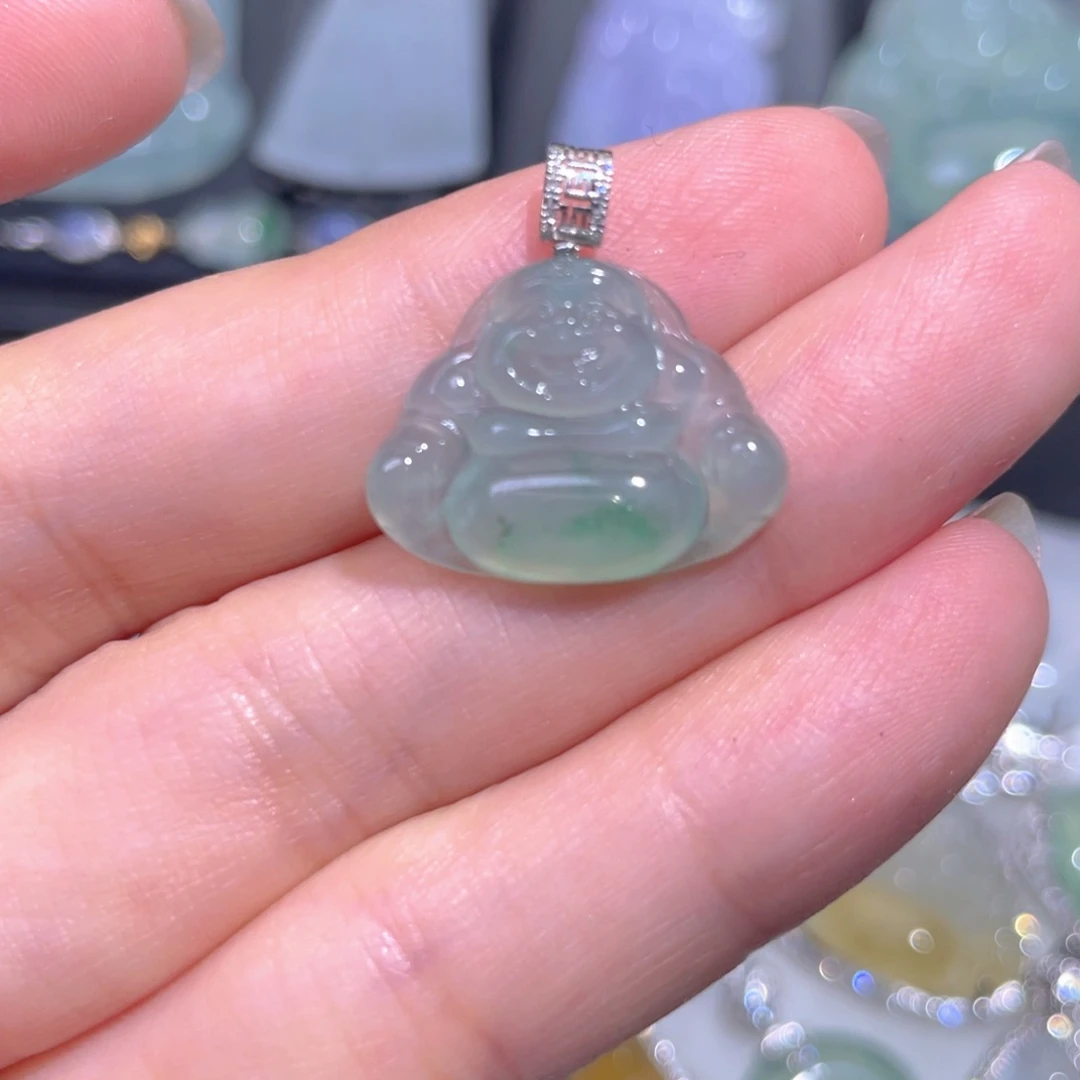 颈饰18K金镶嵌翡翠翡翠