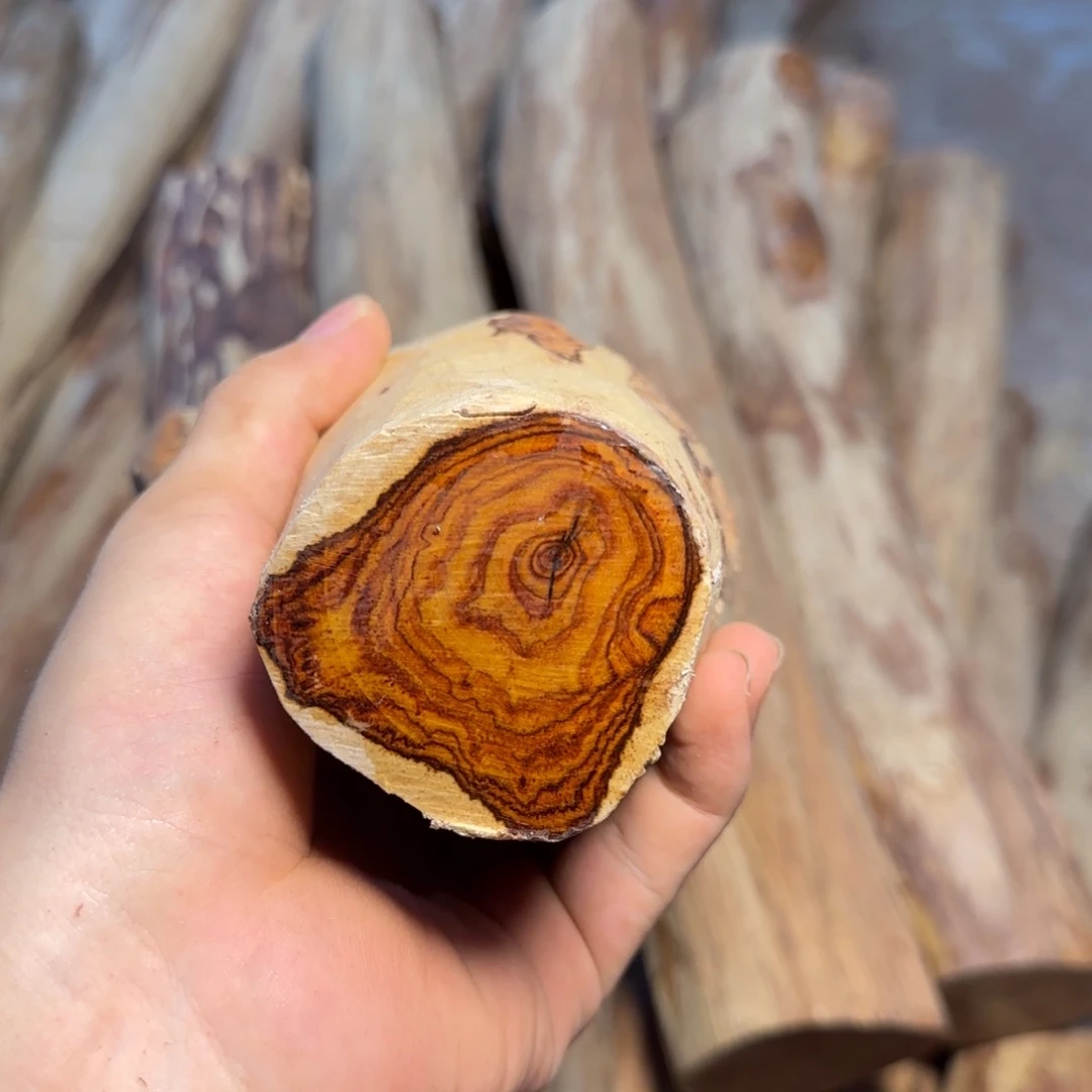 肉***哥黄花梨/降香黄檀海南黄花梨
