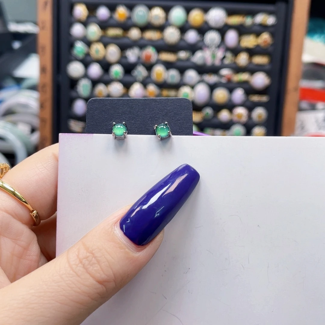 翡翠颈饰未镶嵌天然翡翠Ａ货