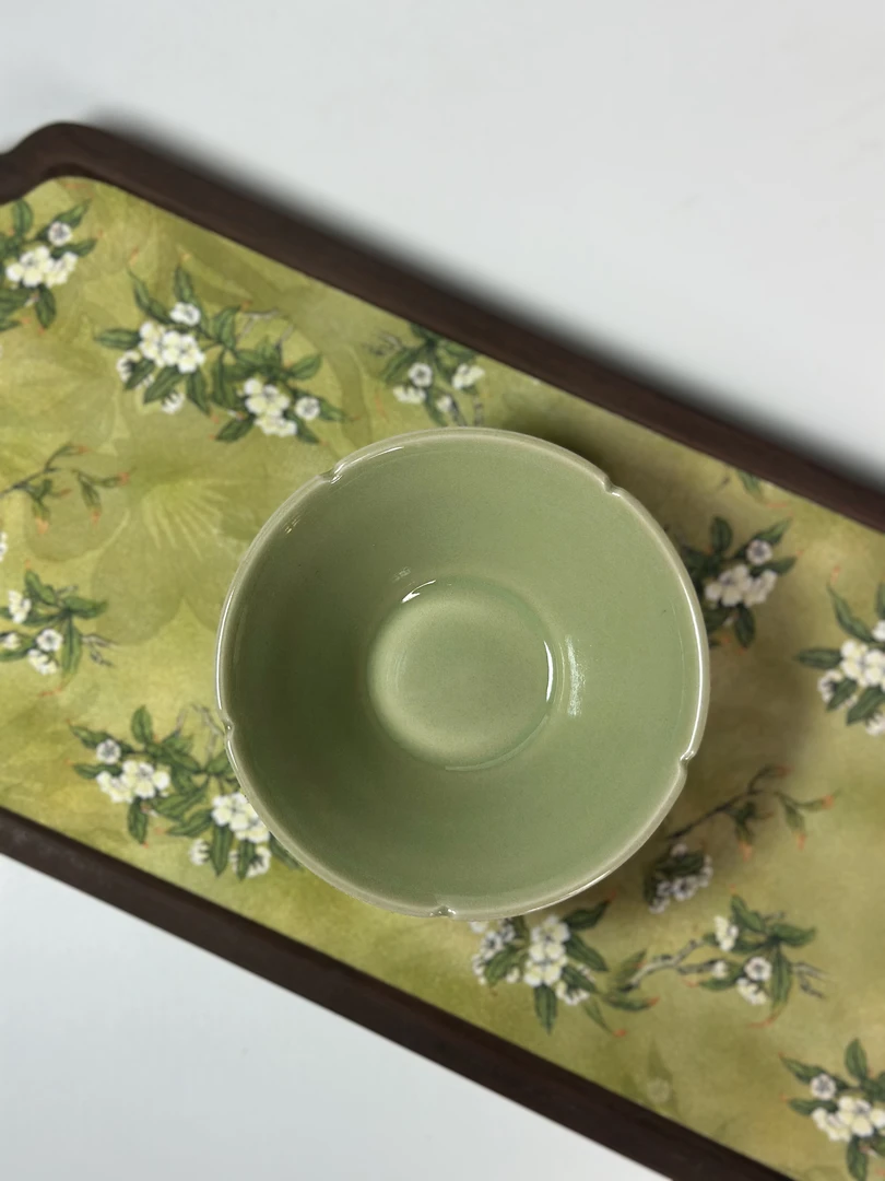 耀州窑  德雍言实纯手工类秘色半釉葵口斗笠盏  耀州窑斗笠杯瓷杯