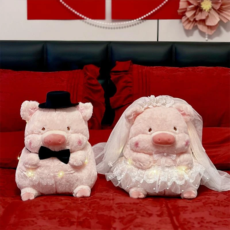 婚纱小猪公仔压床娃娃娃娃一对结婚新款高档摆件玩偶抱枕