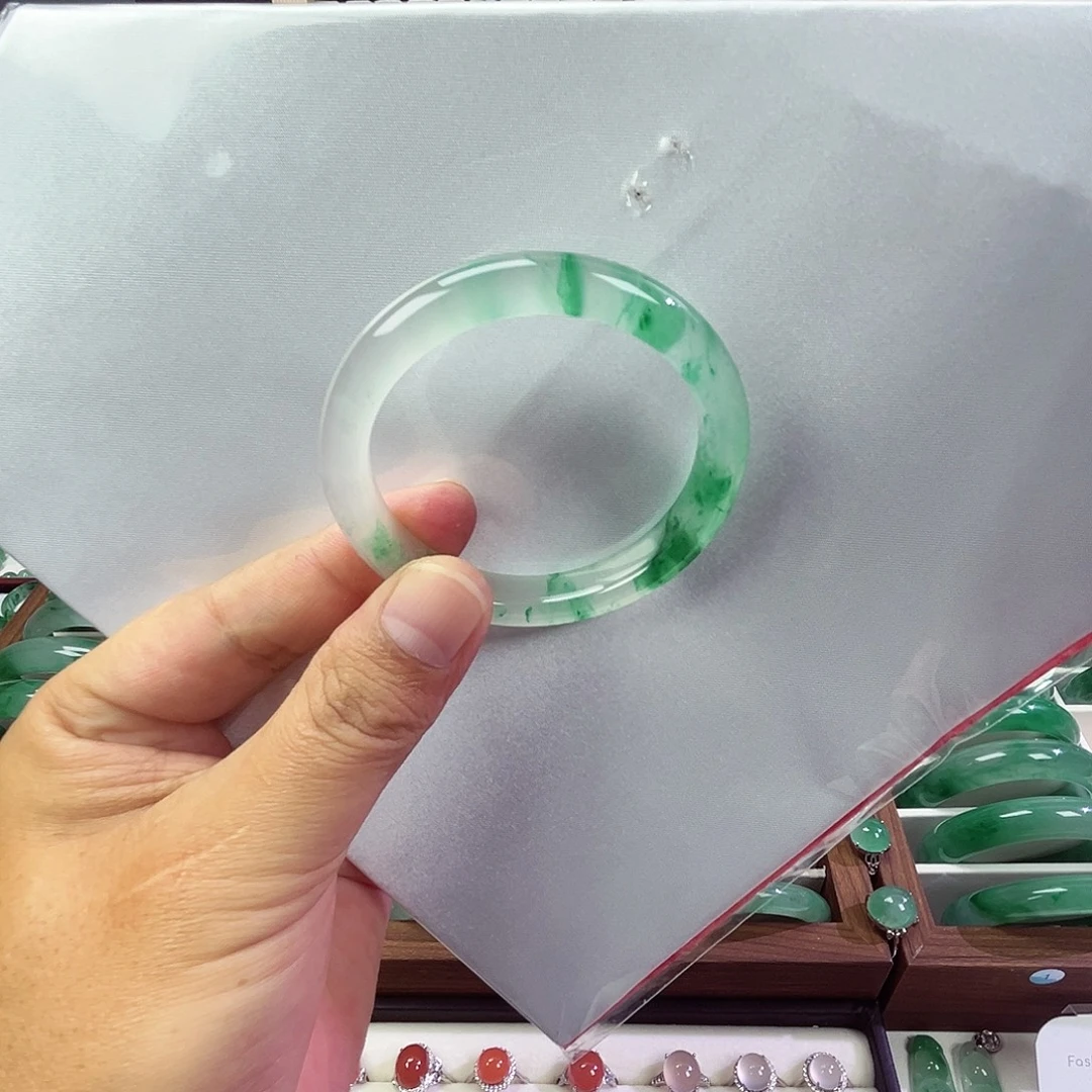 石英质玉未镶嵌手镯51.7