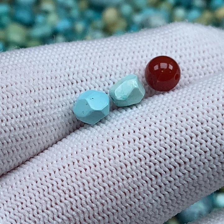 南红玛瑙未镶嵌珠宝奇石