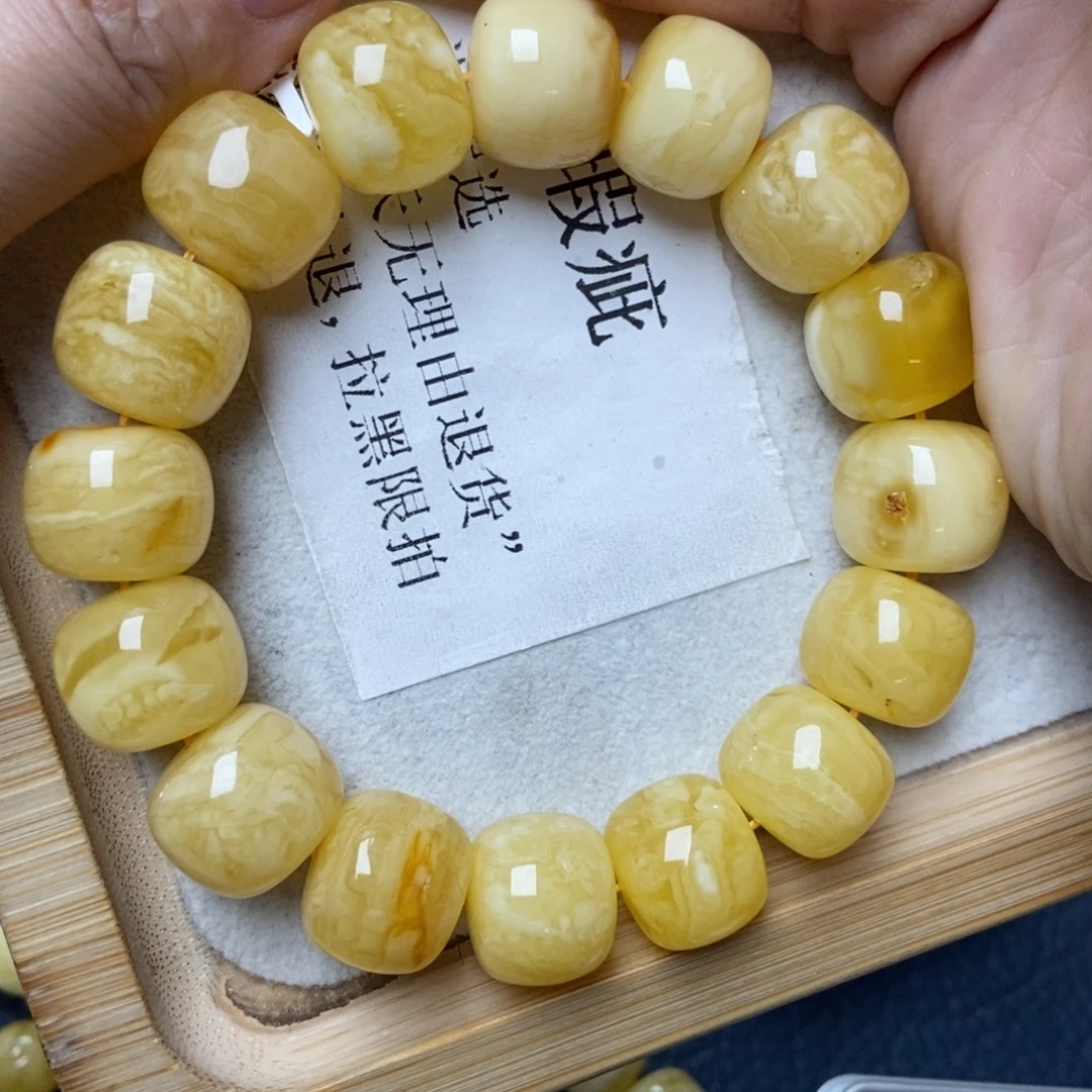 蜜蜡未镶嵌珠宝奇石16