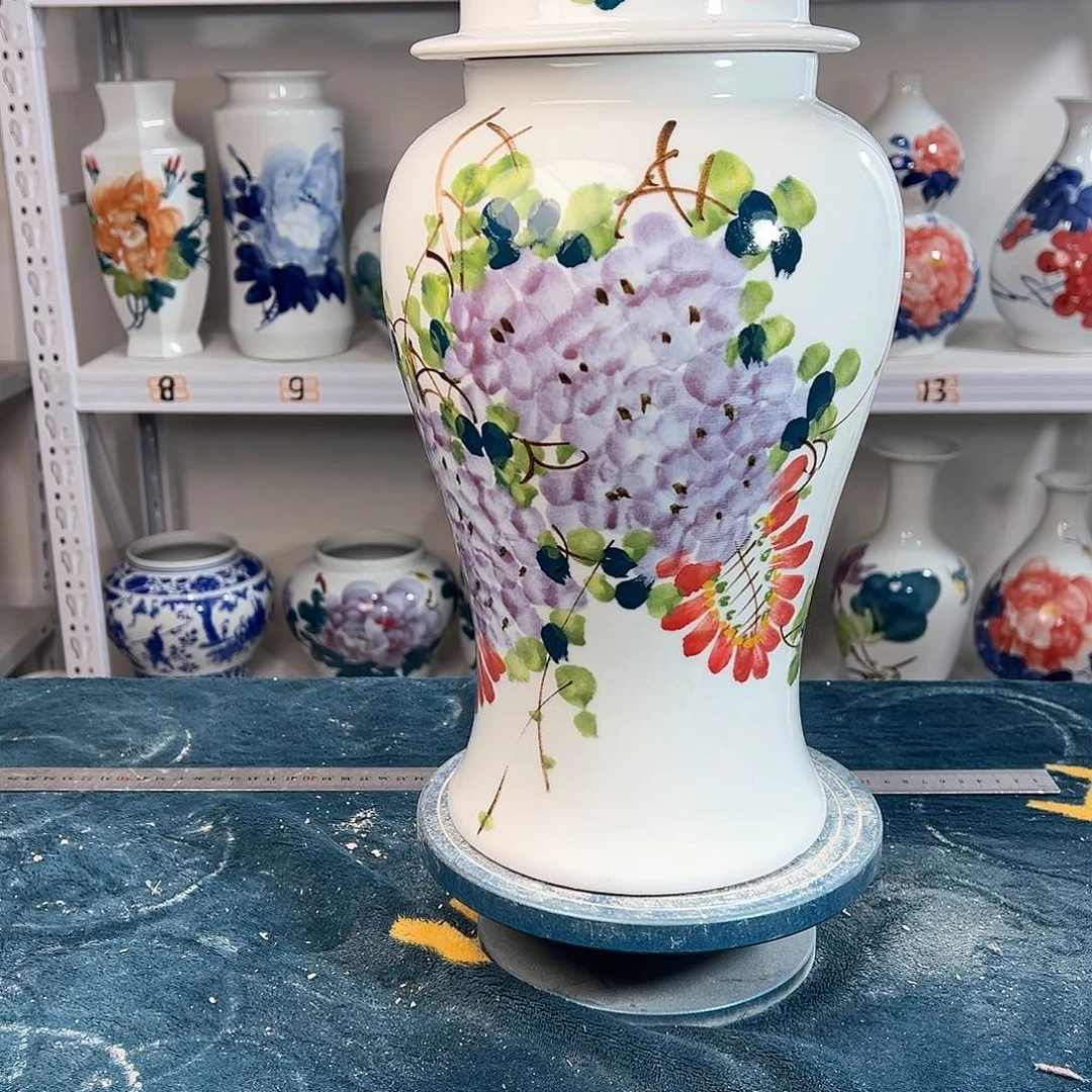 摆件景德镇陶瓷将紫