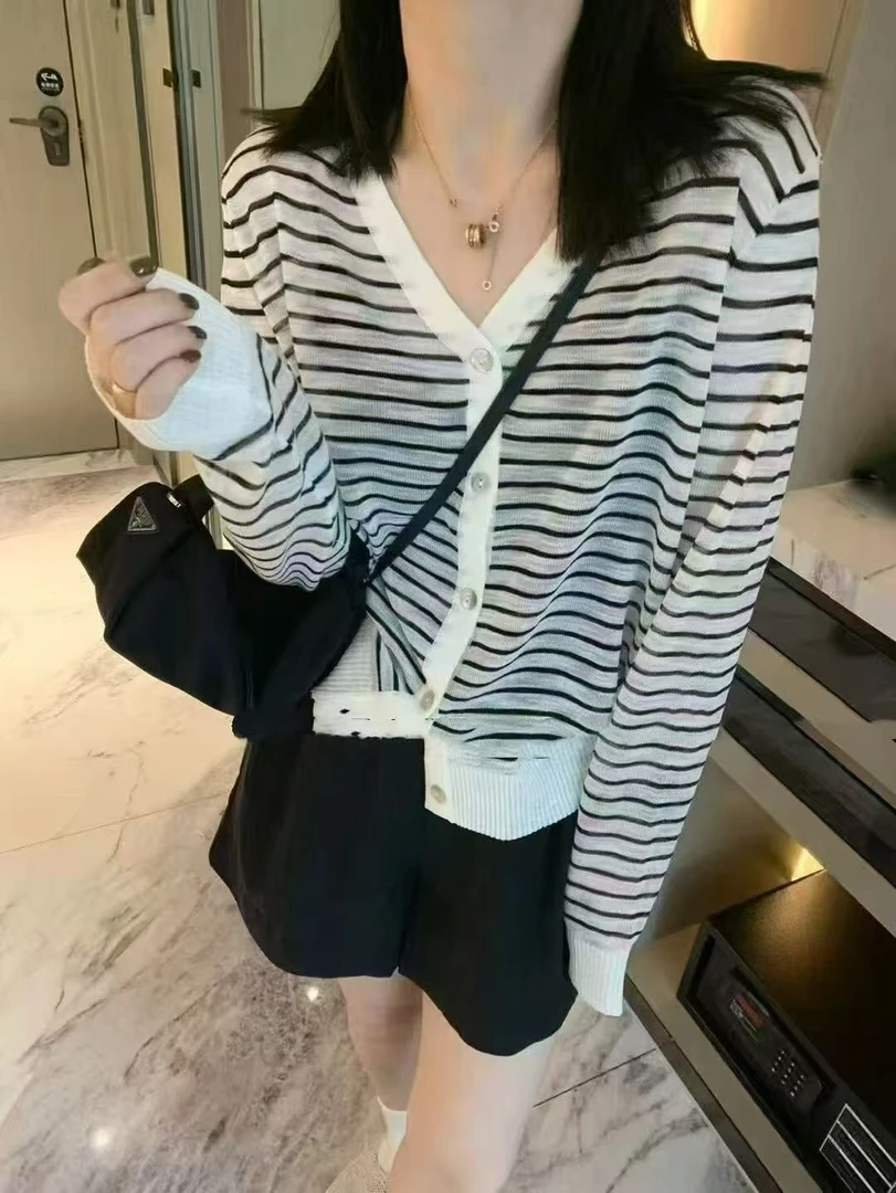 早秋条纹常规不褪色毛针织衫气质时尚上衣