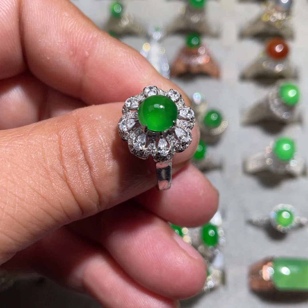 翡翠裸石冰阳绿戒指定制银镶