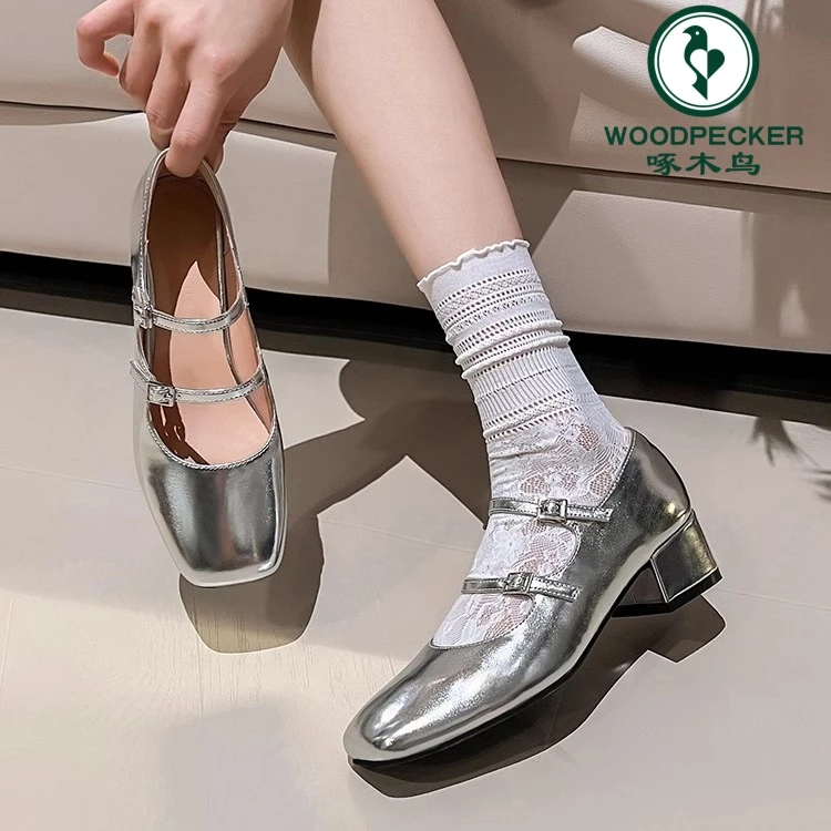 啄木鸟银色玛丽珍鞋2025新款春夏方头粗跟仙女风温柔法式单鞋女款