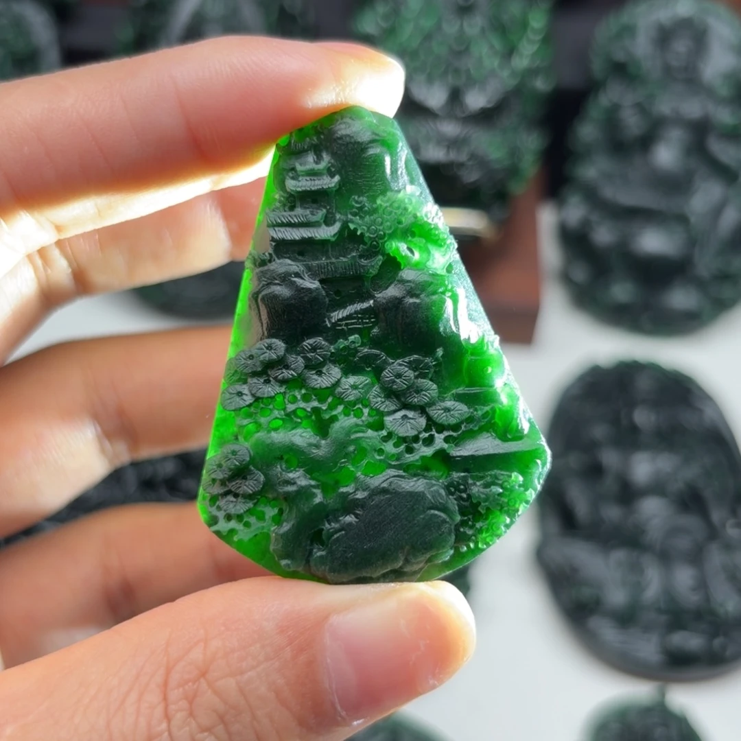 定制翡翠未镶嵌山水