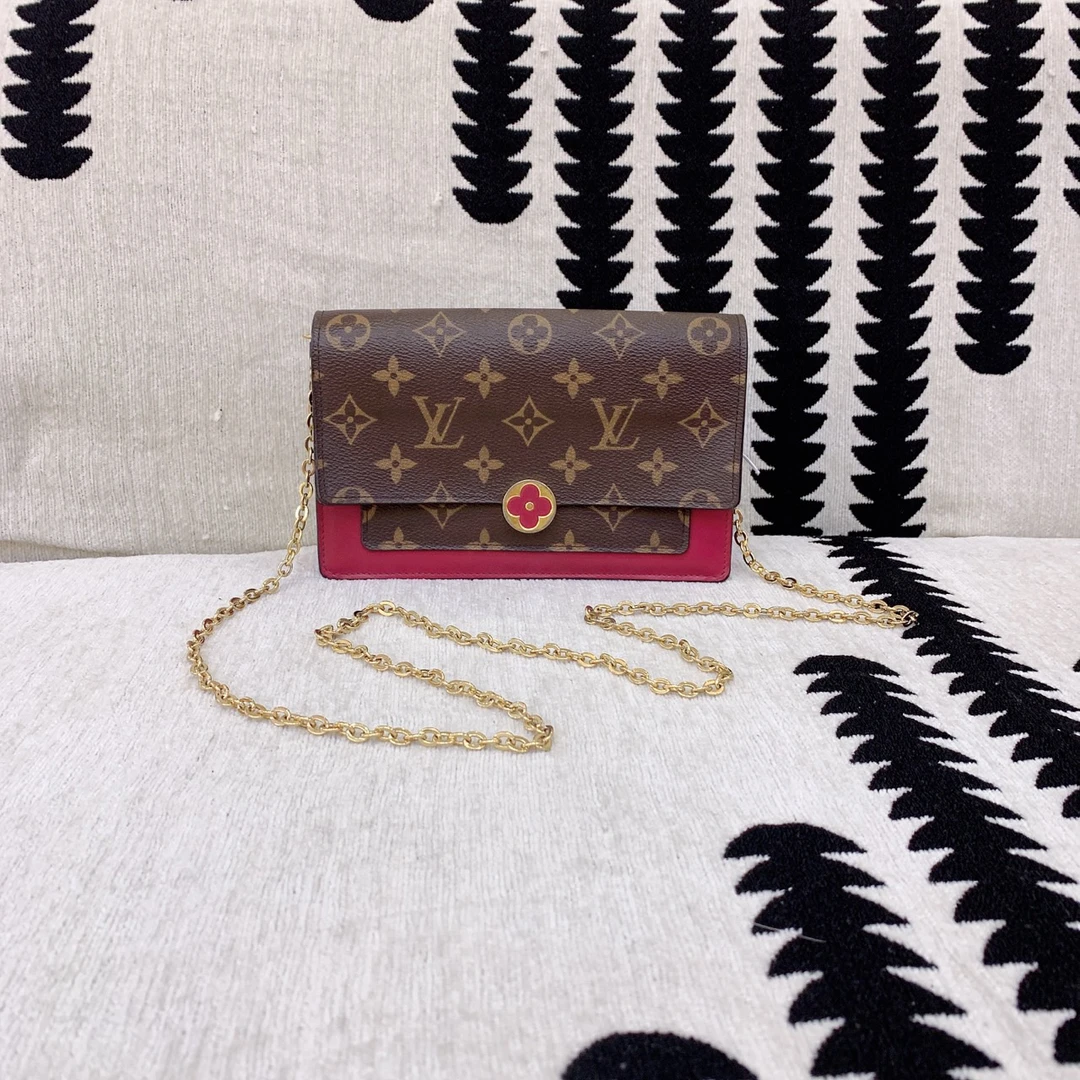 95新 LouisVuitton/路易威登 芯片款 老花红配皮FLORE 花朵链条包