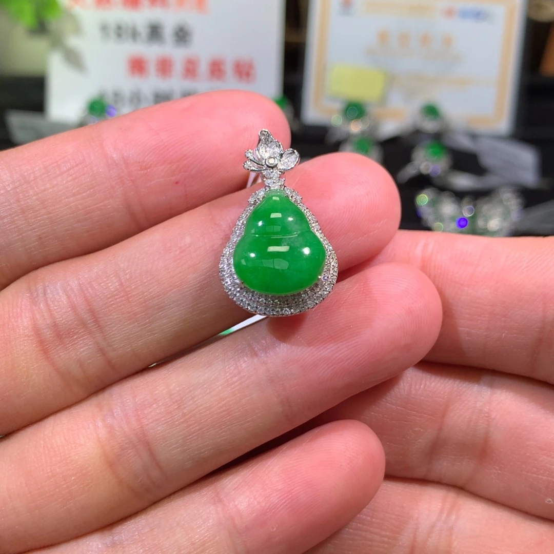 【闪购商品】翡翠戒指18K金镶嵌葫芦