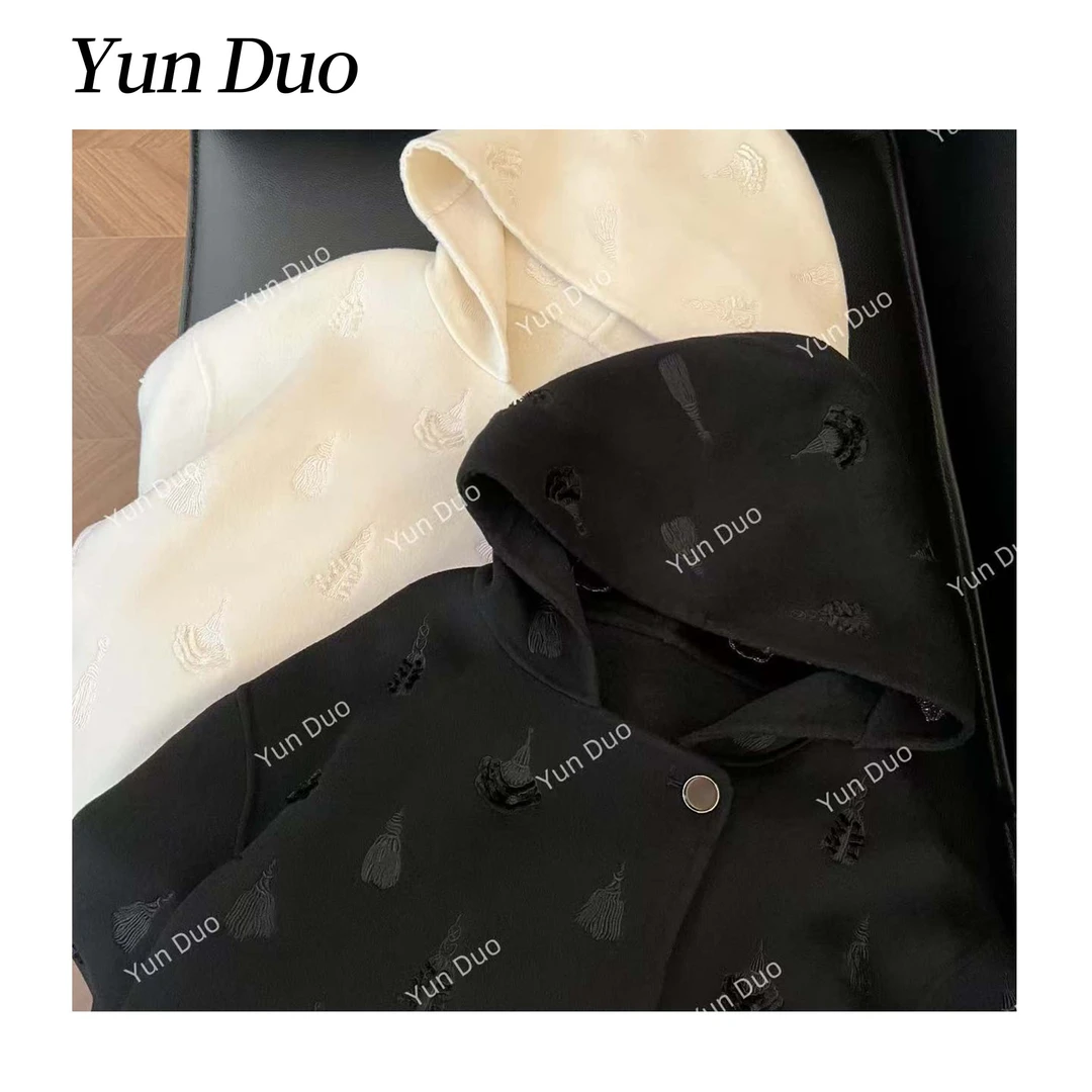 云朵定制【十萬】精致刺绣连帽大衣外套LH77