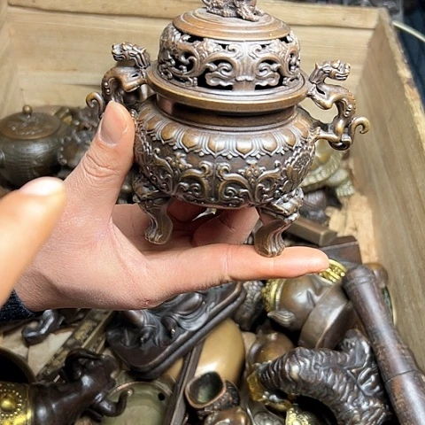 铜制工艺摆件把玩