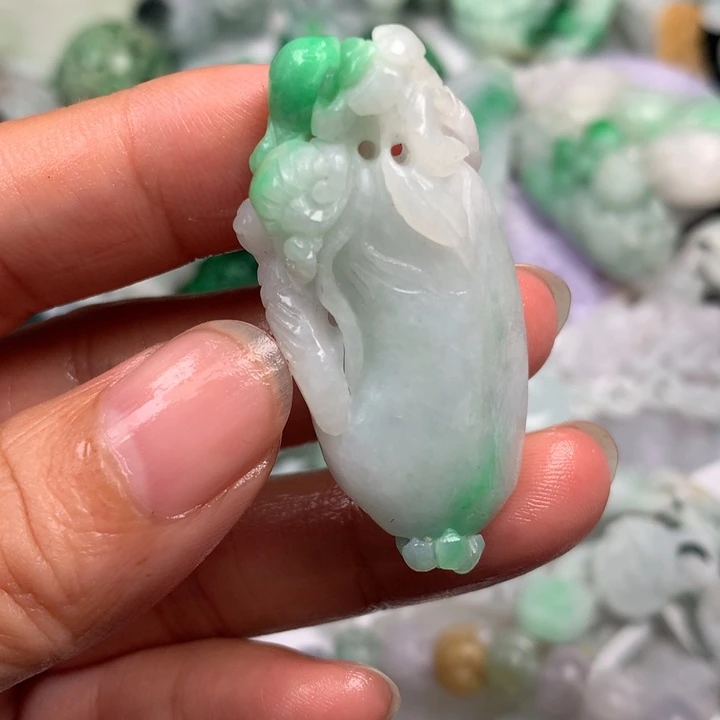 定制翡翠未镶嵌翡翠