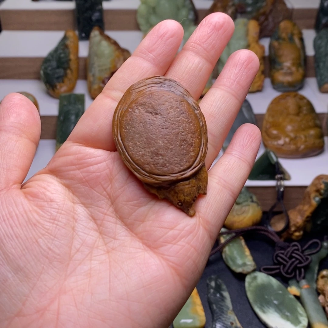 岫岩河磨玉（透闪石质玉）手把未镶嵌