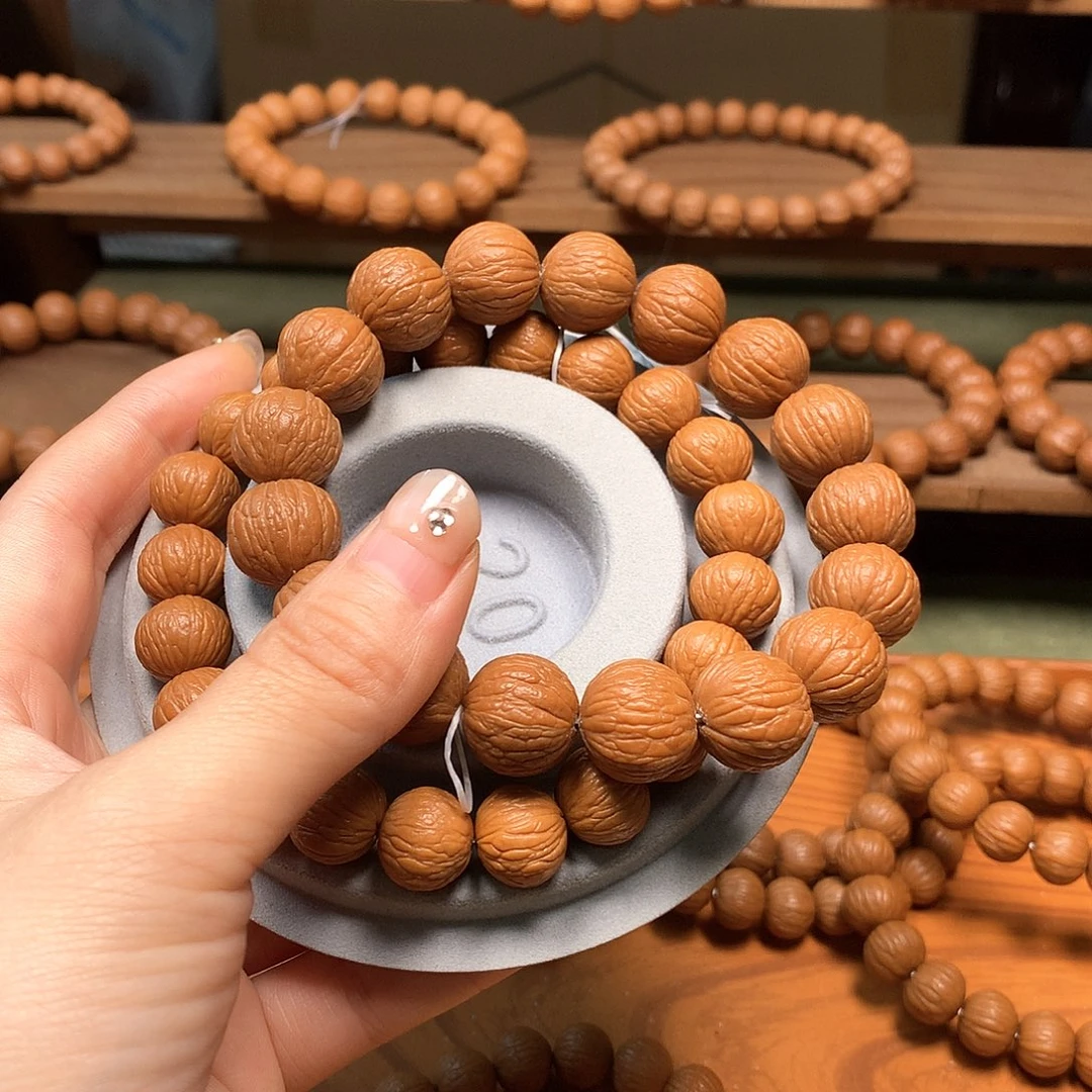 吊坠猴头核桃?**?13同尺加15同尺凤羽