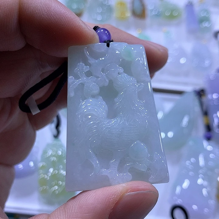 翡翠颈饰未镶嵌天然翡翠A货吊坠
