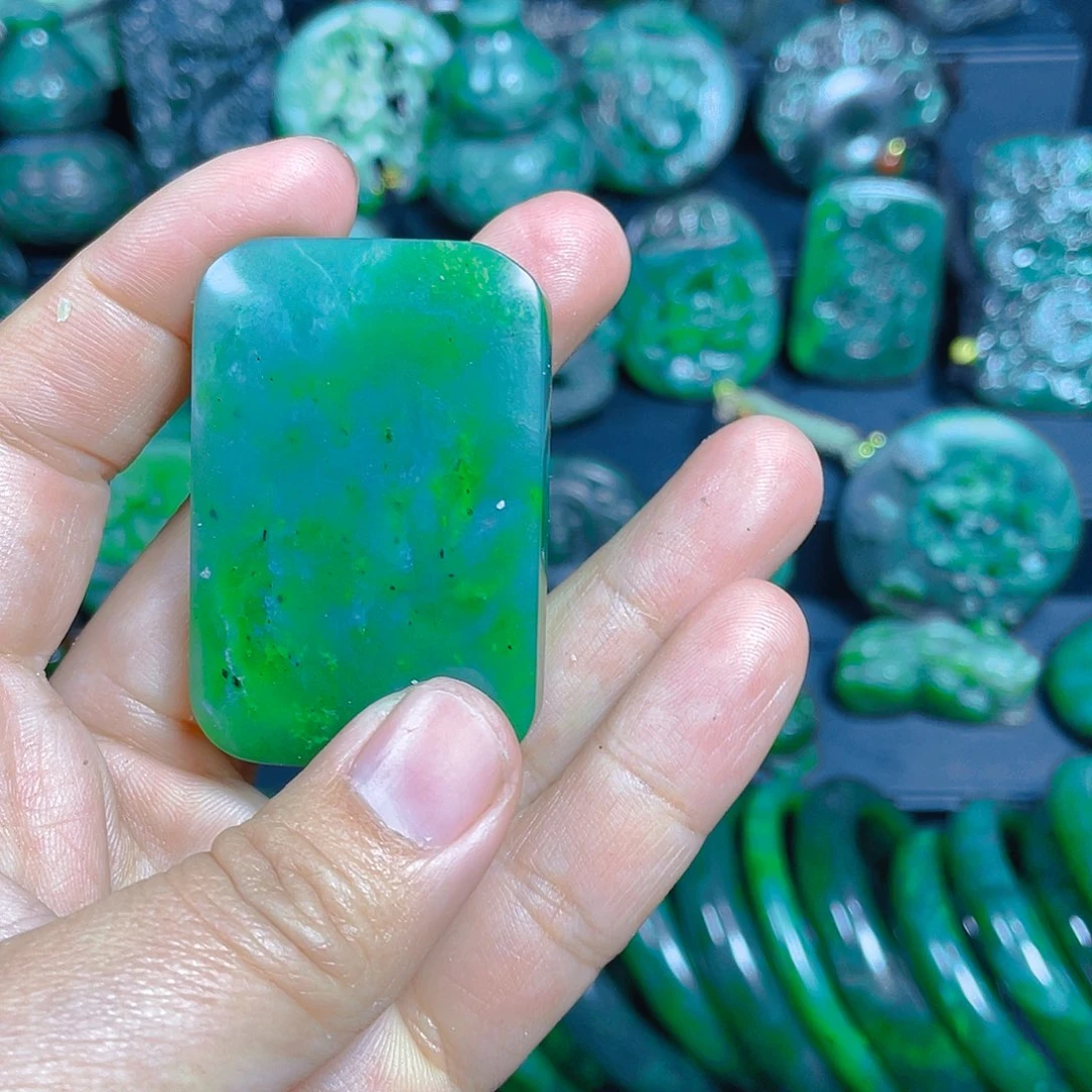 和田玉（碧玉）未镶嵌珠宝半成品