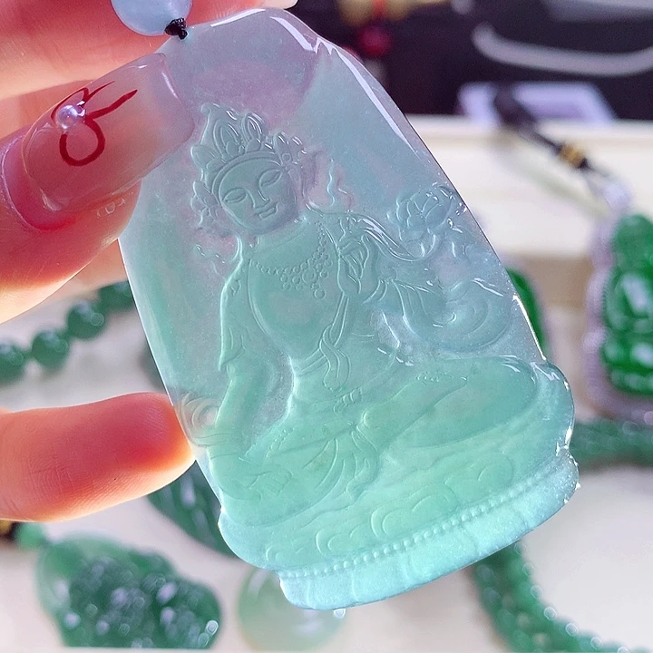 翡翠颈饰未镶嵌天然