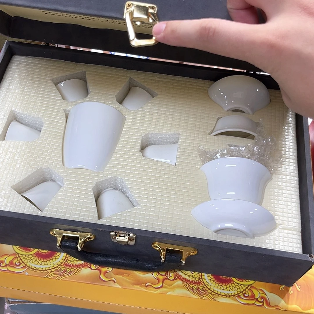 孤品茶具套装等。