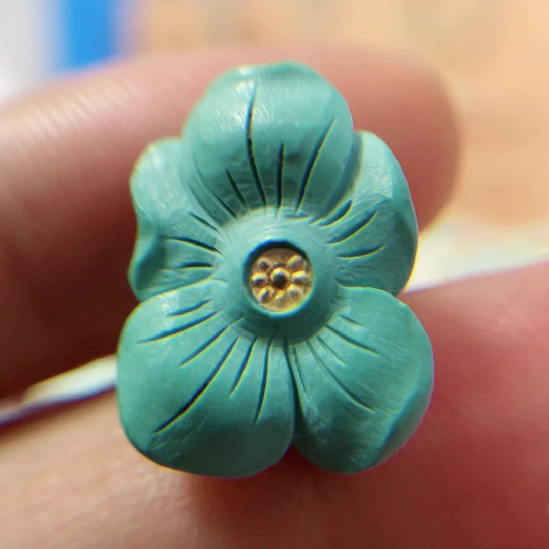 绿松石配饰未镶嵌