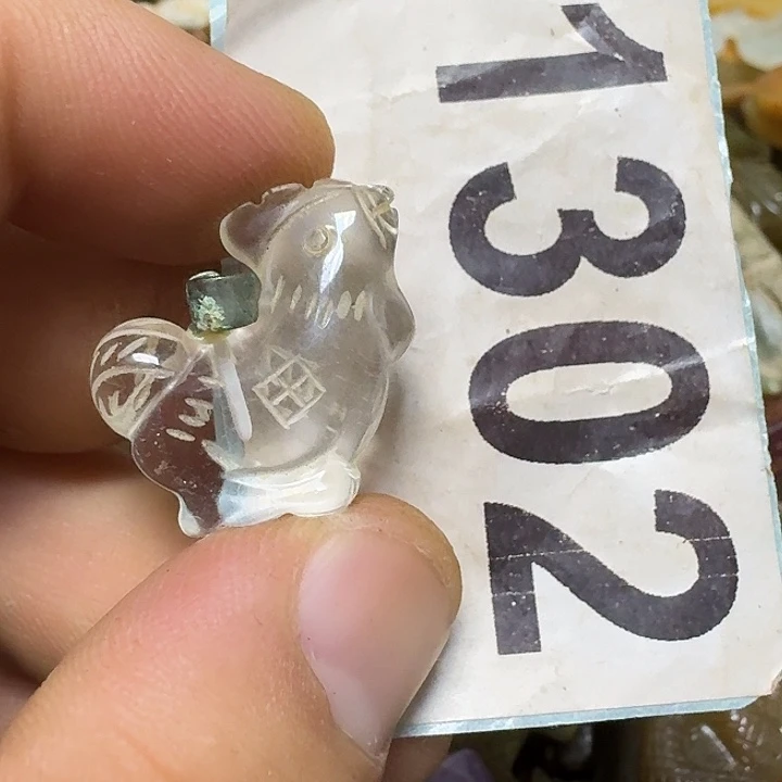 未镶嵌颈饰水晶水晶