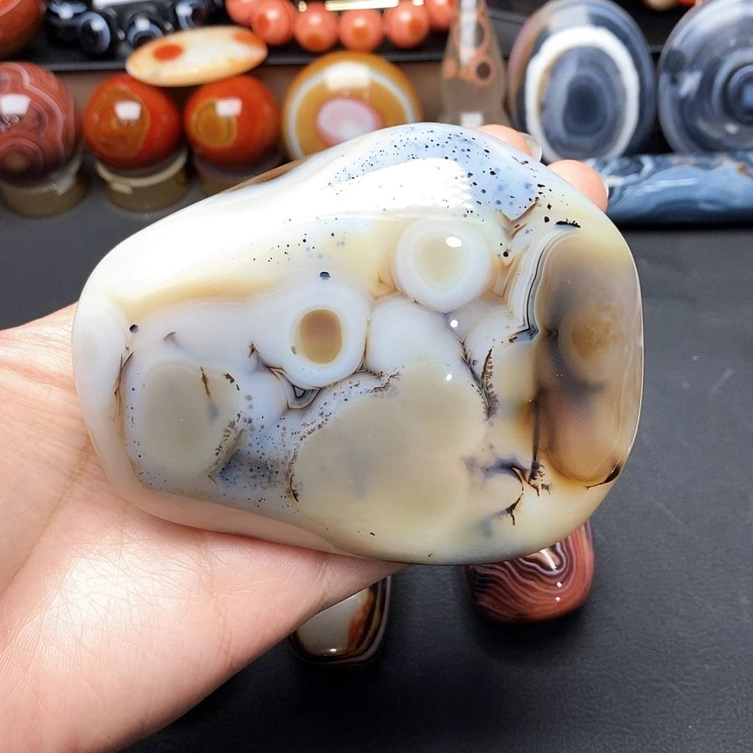 未镶嵌两毛玛瑙/玉髓