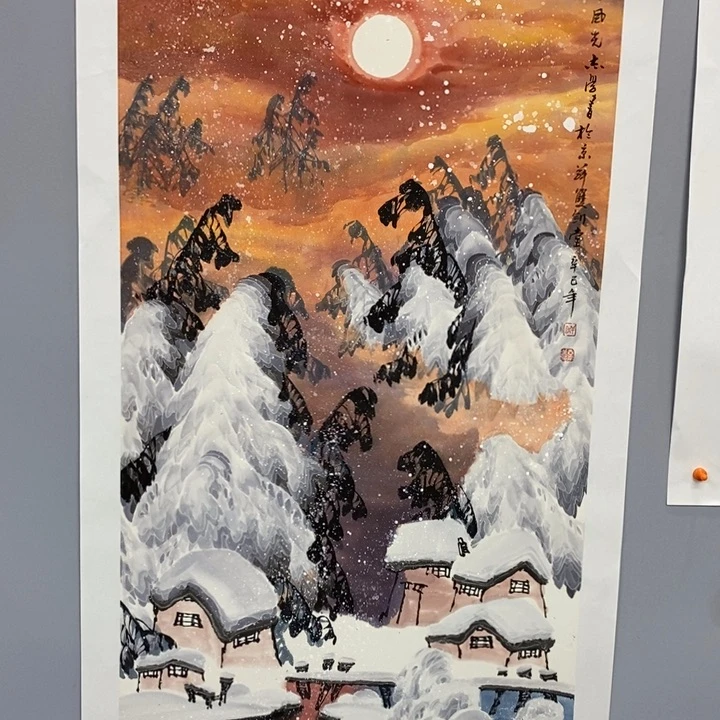 手绘作品等多种形式进行