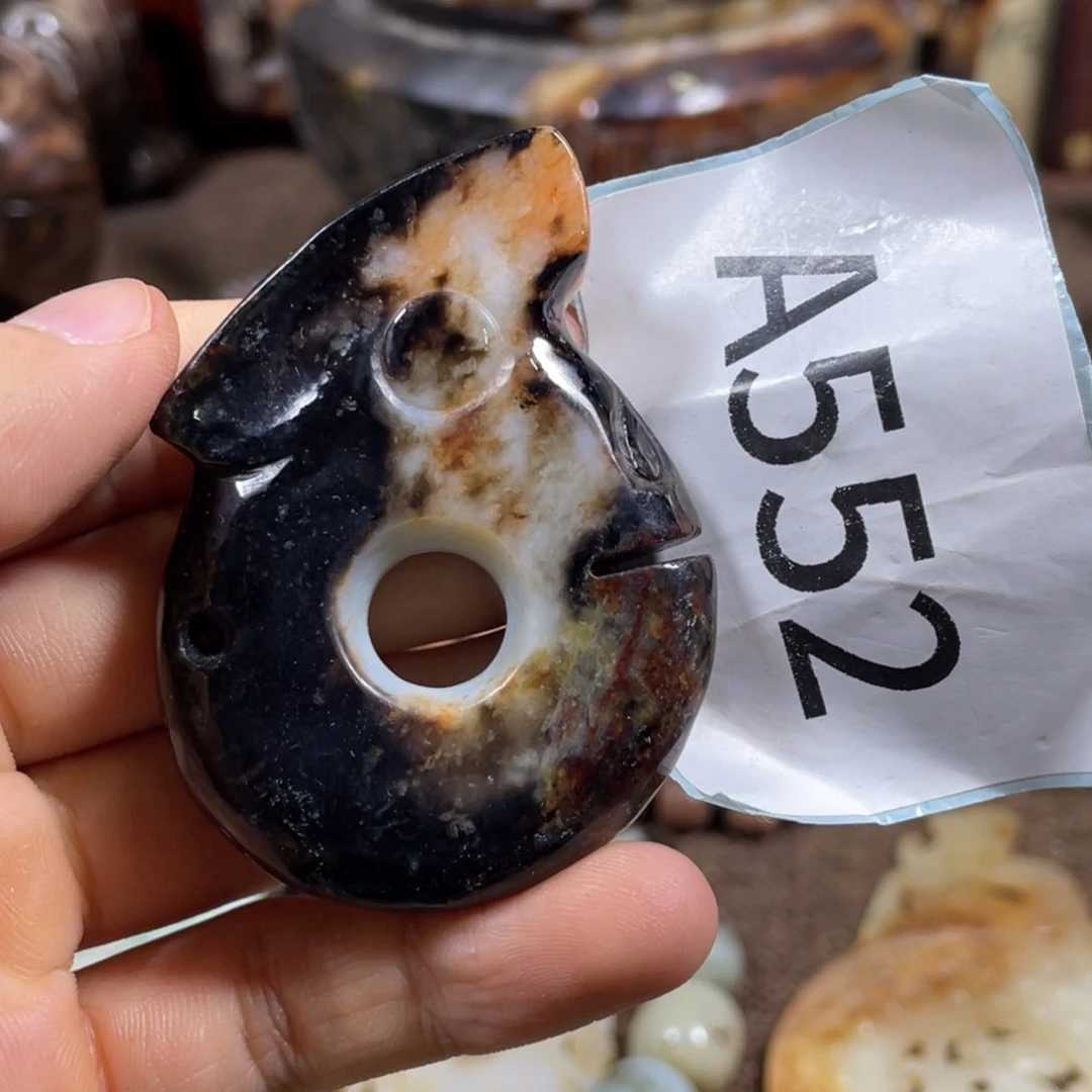 和田玉未镶嵌吊坠(不含链)