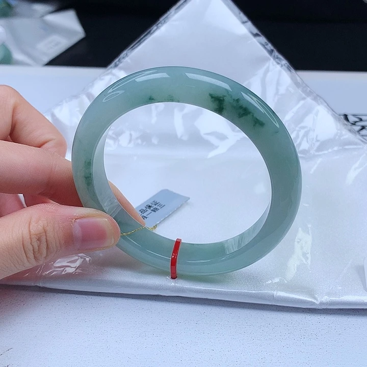 翡翠手镯未镶嵌缅甸天然a货手镯54+