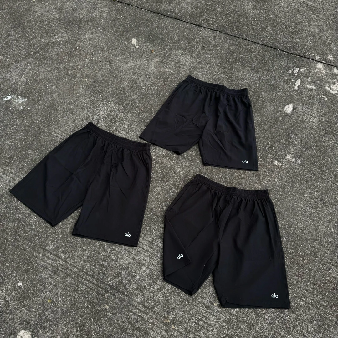 “olo神裤”夏季通勤反光LOGO休闲轻量化凉感运动健身速干四分短裤