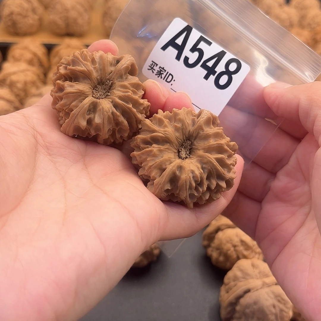 桃核把件N**.龙门涧福利