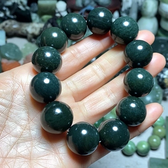 未镶嵌和田玉（糖玉）珠宝半成品