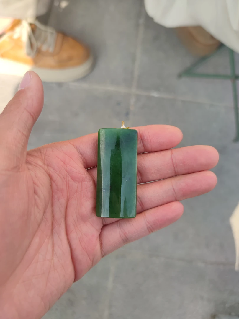 和田玉碧玉颈饰未镶嵌