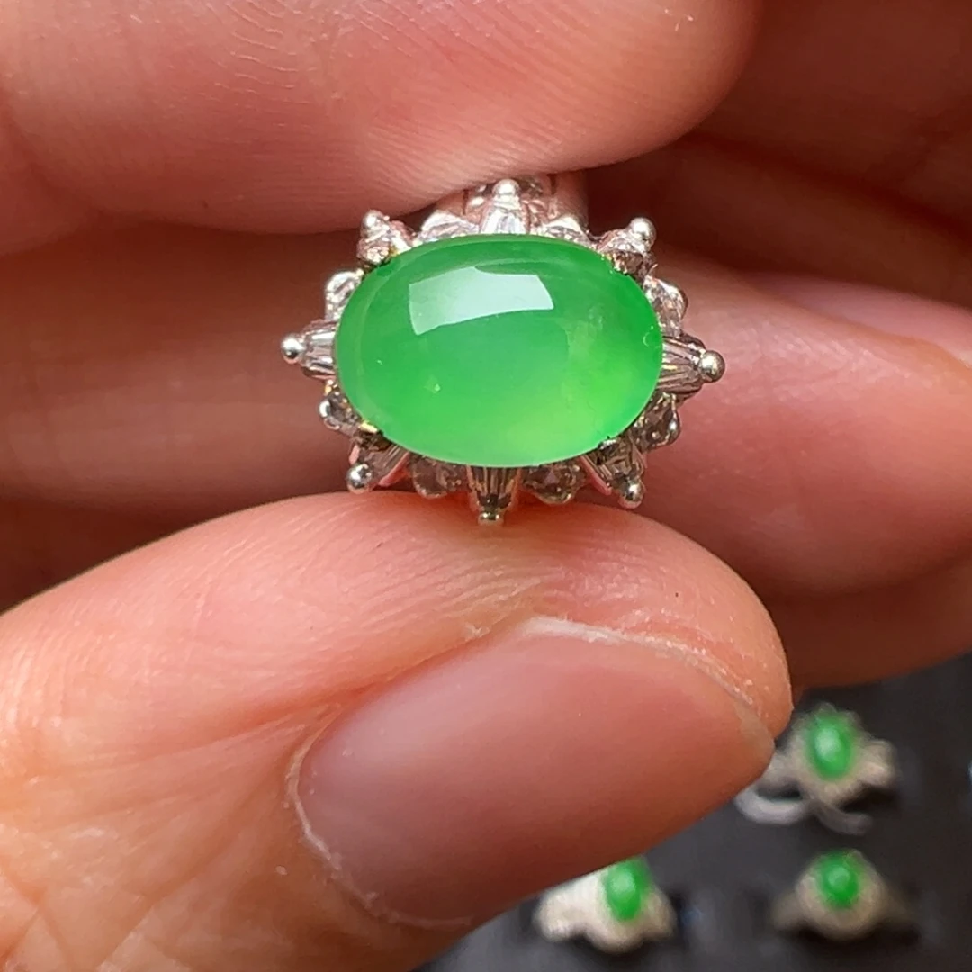 定制翡翠未镶嵌翡翠