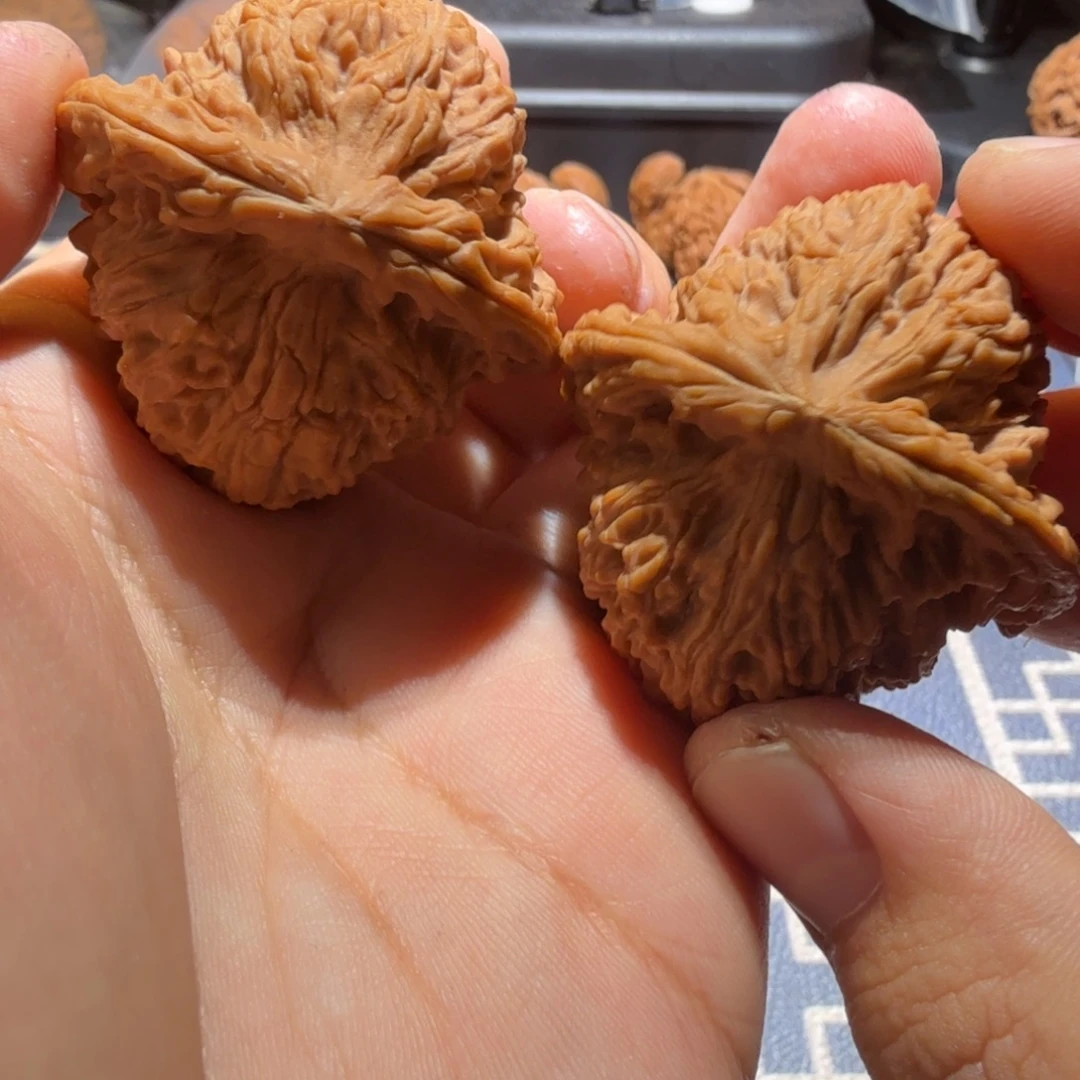 文玩核桃把件南疆