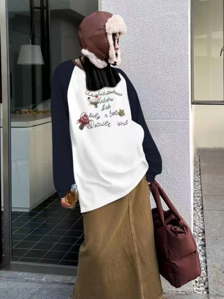 【济州岛】蘑菇钩花拼接袖设计圆领长袖T恤