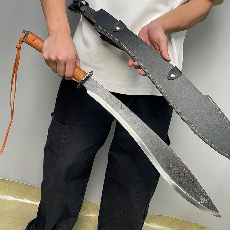 尼泊尔牛尾刀轨道钢大刀廓尔喀一体长刀收藏户外冷兵器刀未开刃