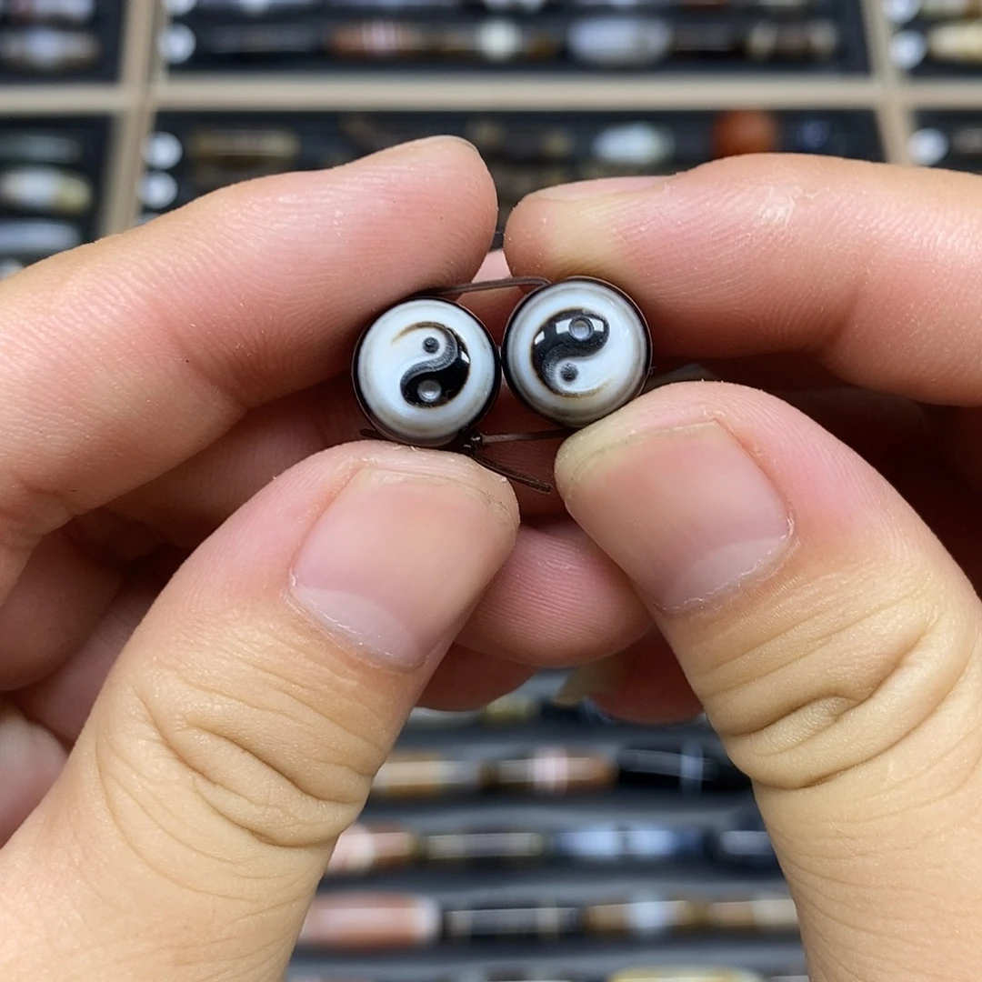 未镶嵌颈饰玛瑙/玉髓