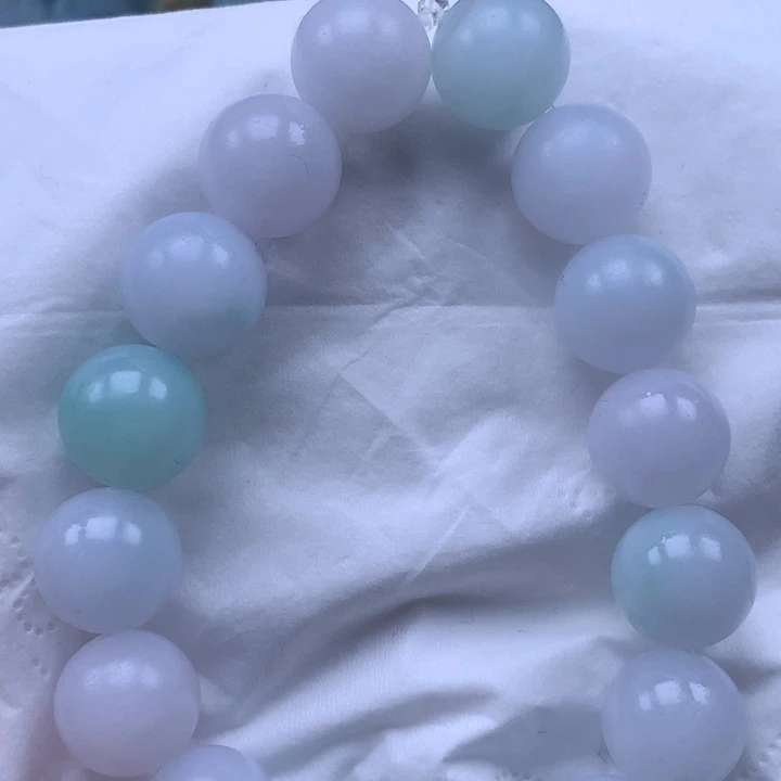 定制翡翠未镶嵌挂件手串