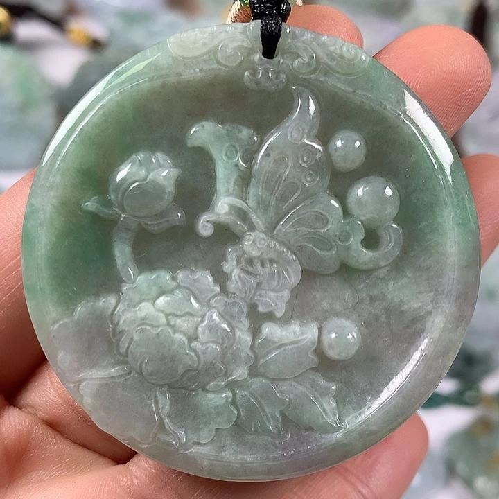 翡翠未镶嵌颈饰花开富贵福利