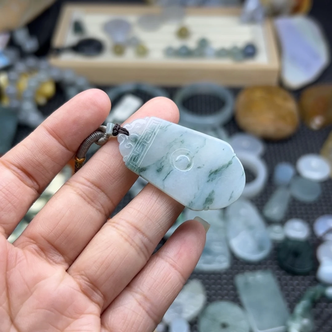 颈饰未镶嵌翡翠仿古无事牌