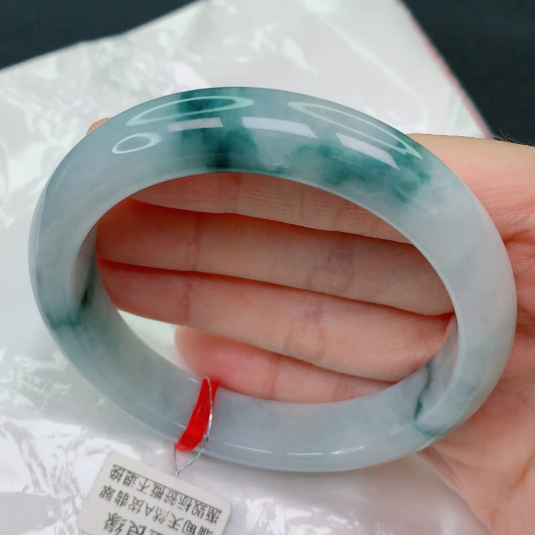 未镶嵌手镯翡翠60.3正圈，飘蓝花
