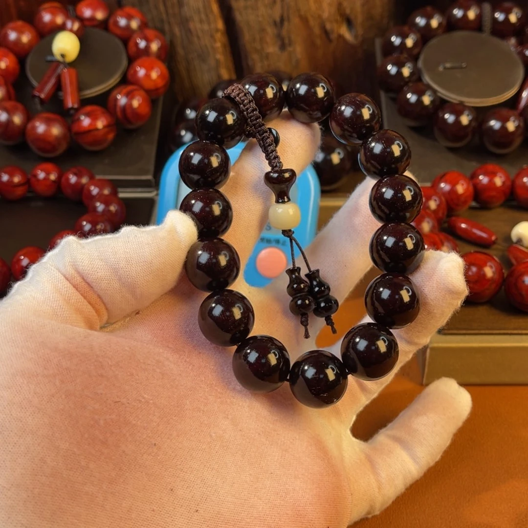 檀香紫檀（小叶紫檀）I****g