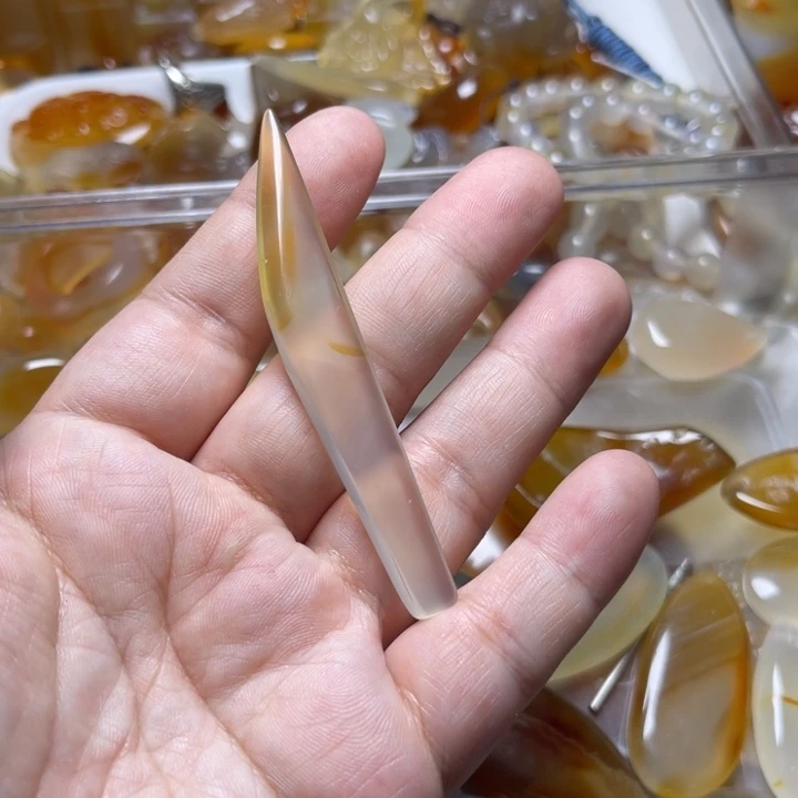玛瑙/玉髓颈饰未镶嵌坐**起0031