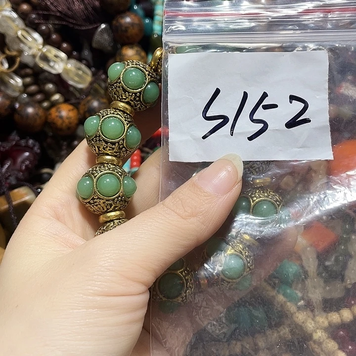 乾***妙琉璃/树脂/塑料类