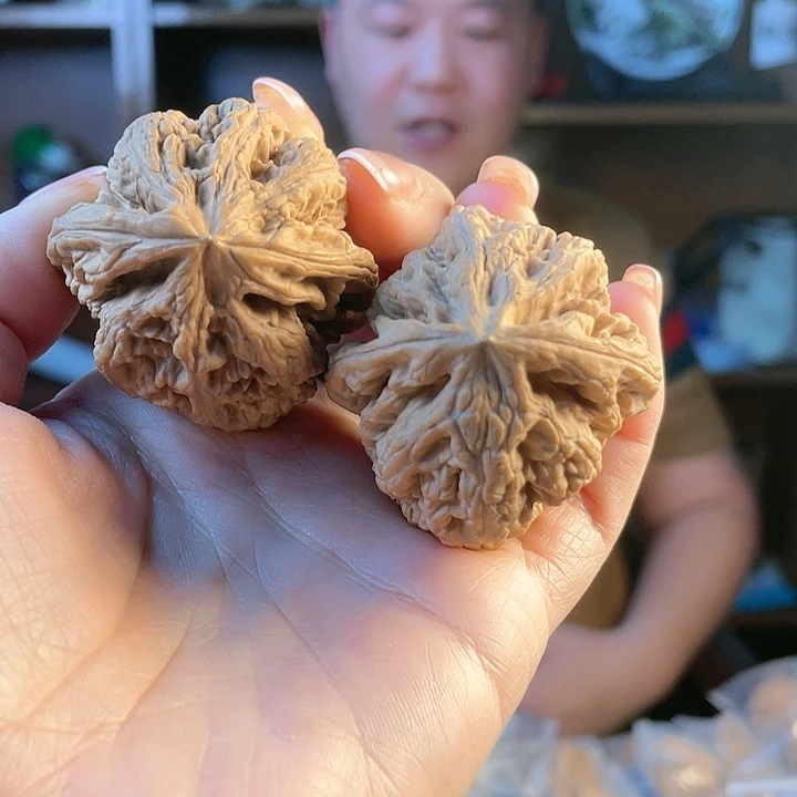 文玩核桃把件Q****记不筋0.1