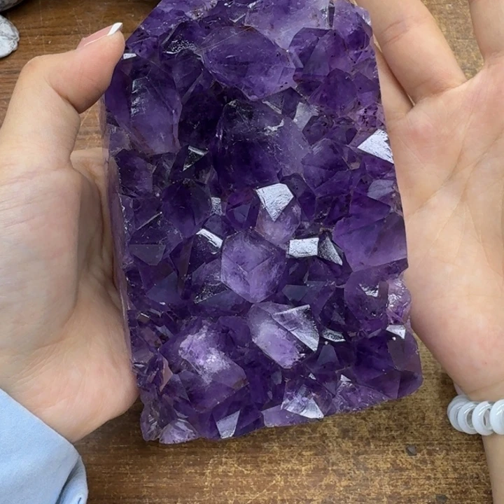 水晶大型摆件（非配饰）未镶嵌